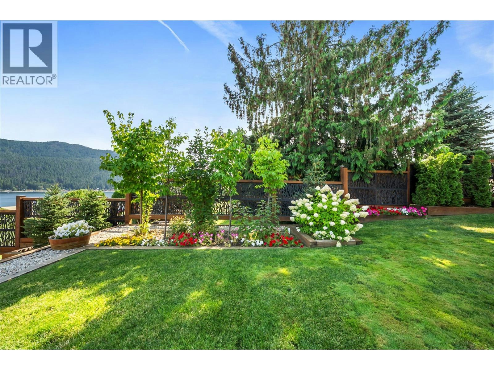 2459 Marine Place, Blind Bay, BC, V0E 1H1 - 85