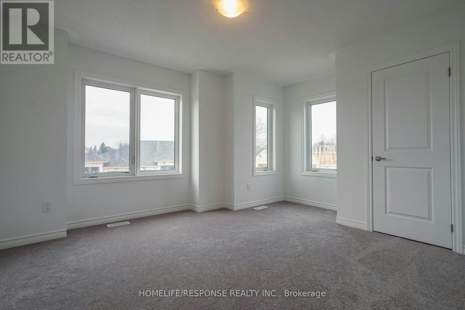 331 Okanagan Path S, Oshawa, ON, L1H 6T9 - 7