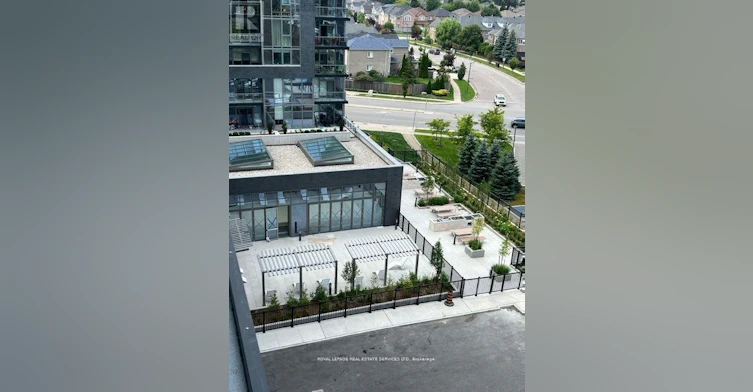 701-20 Gatineau Drive, Vaughan, ON, L4J 0L3 - 4
