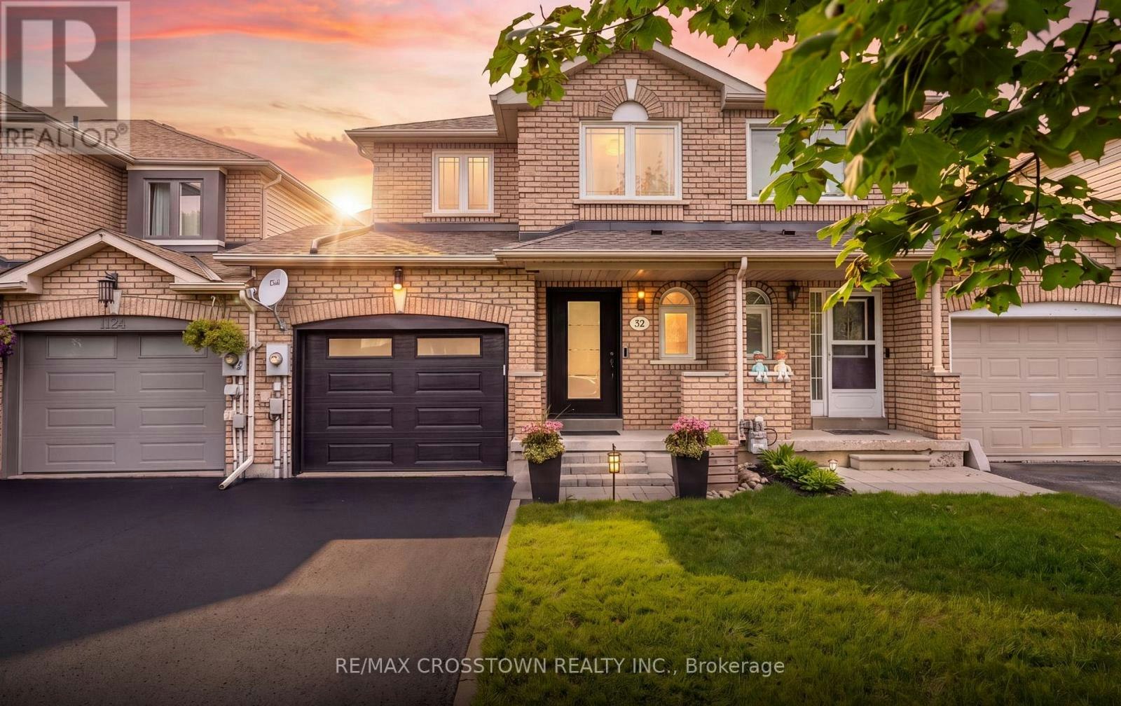 92 Cunningham Drive, Barrie, ON, L4N 8L5