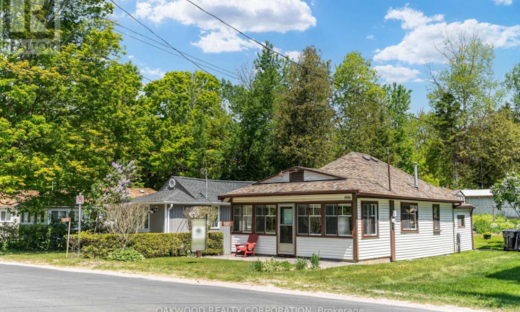 1981 Tiny Beaches Road S
