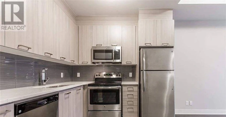512-150 Main Street W, Hamilton, ON, L8P 1H8 - 3