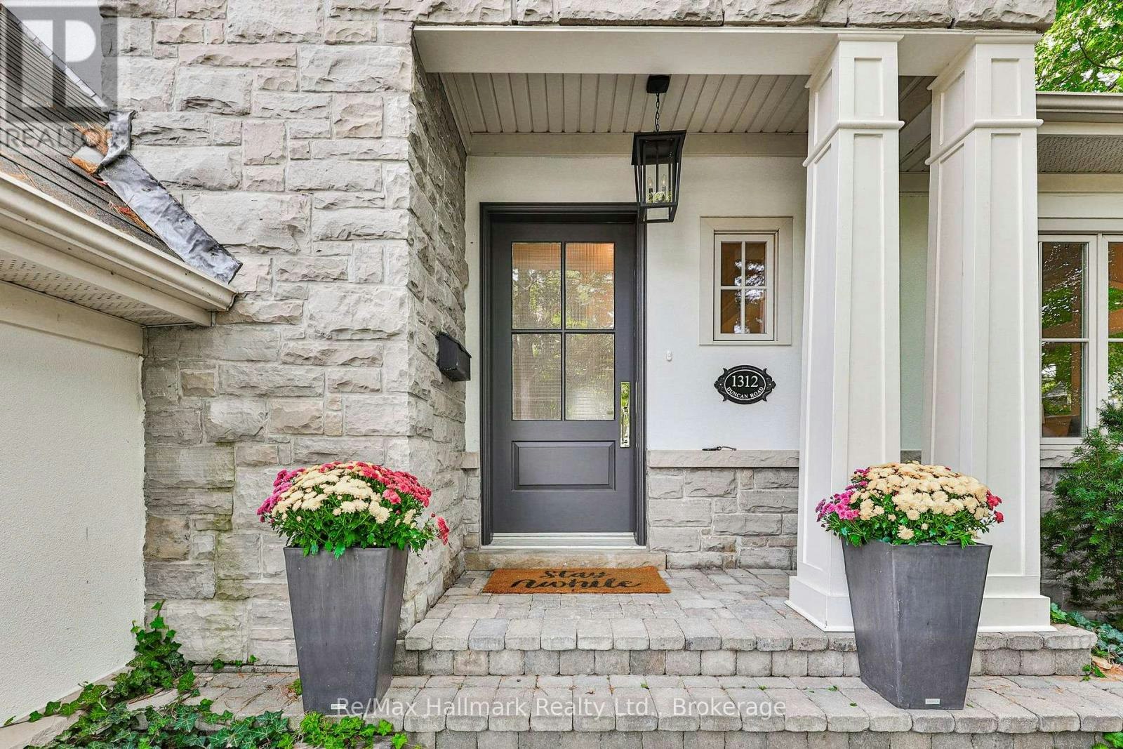 1310 Duncan Road, Oakville, ON, L6J 2P8 - 2