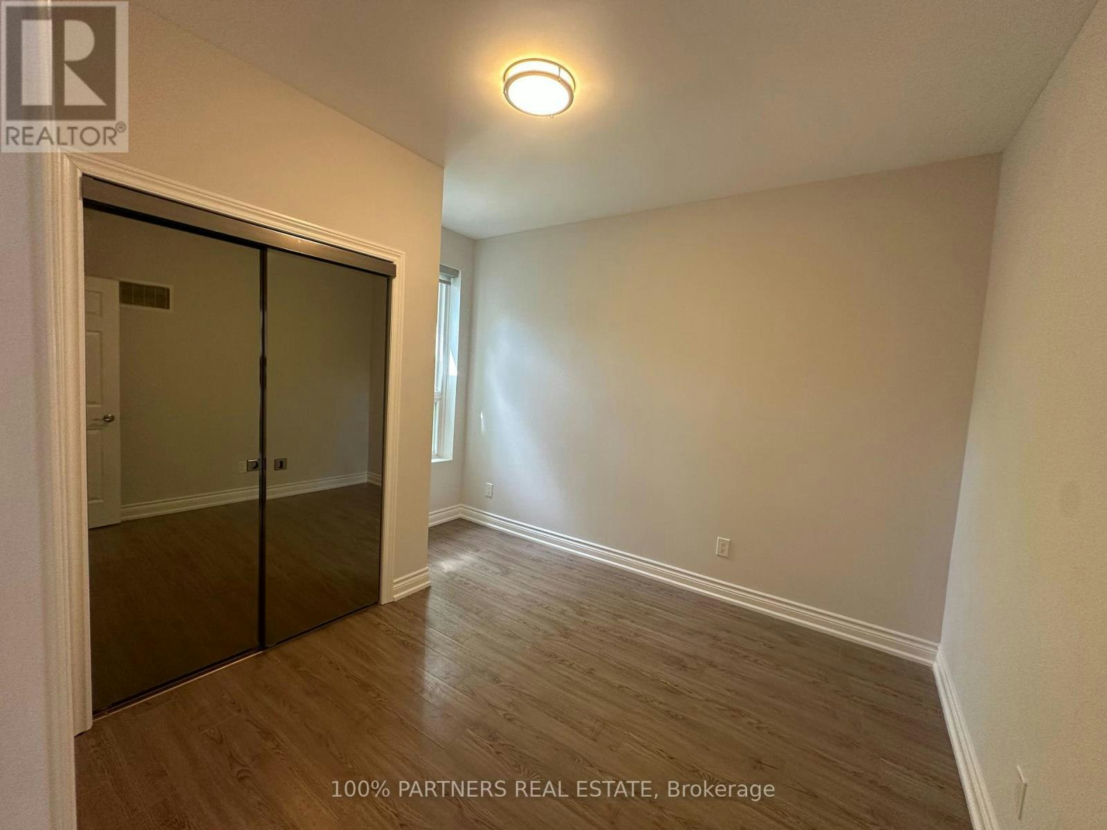 210 Bellwoods Avenue, Toronto, ON, M6J 2R1 - 7