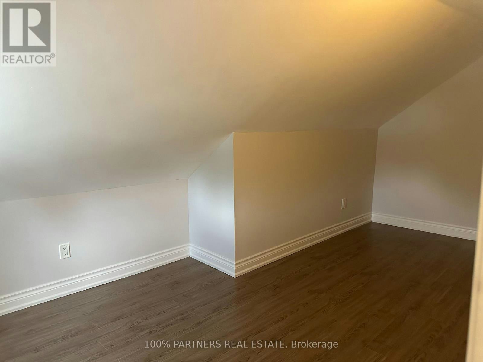 210 Bellwoods Avenue, Toronto, ON, M6J 2R1 - 13