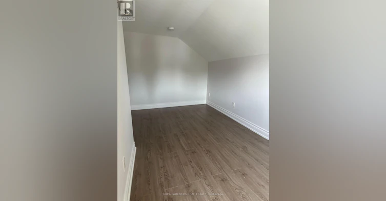 210 Bellwoods Avenue, Toronto, ON, M6J 2R1 - 11