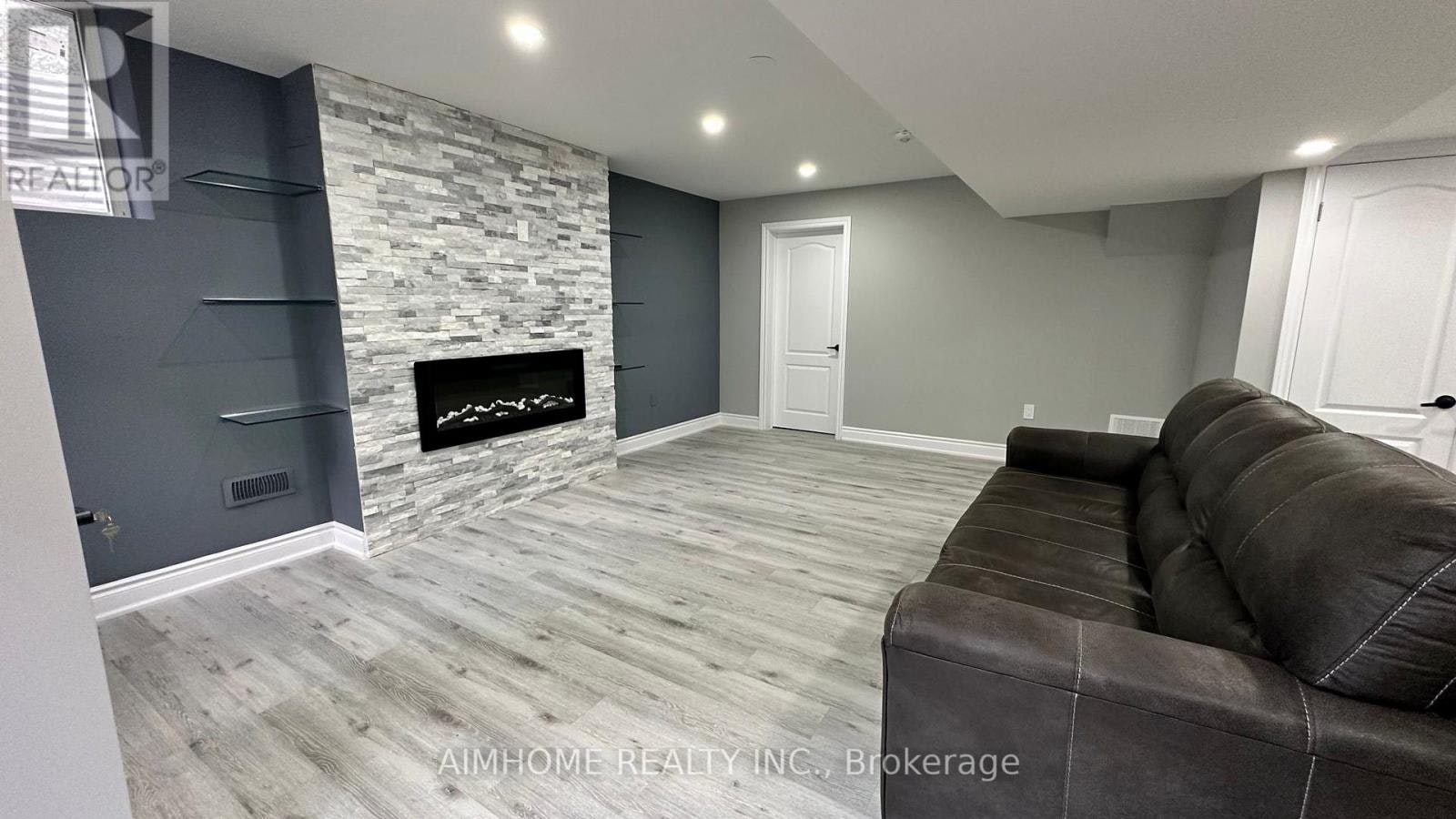 2169 Hillmount Drive, Oakville, ON, L6M 0H9 - 13