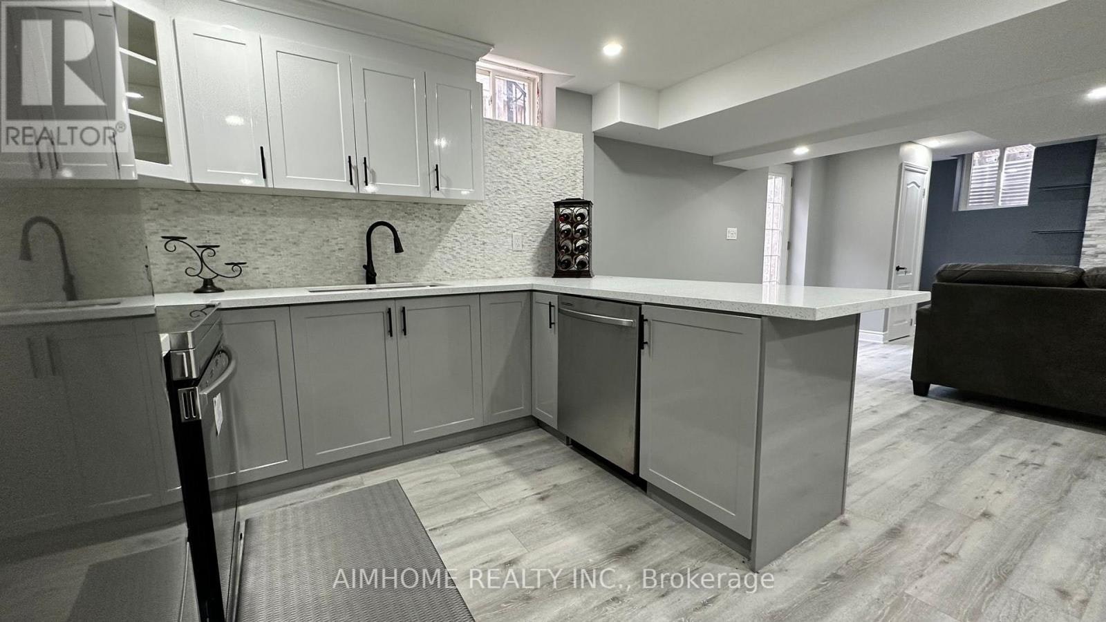 2169 Hillmount Drive, Oakville, ON, L6M 0H9 - 8