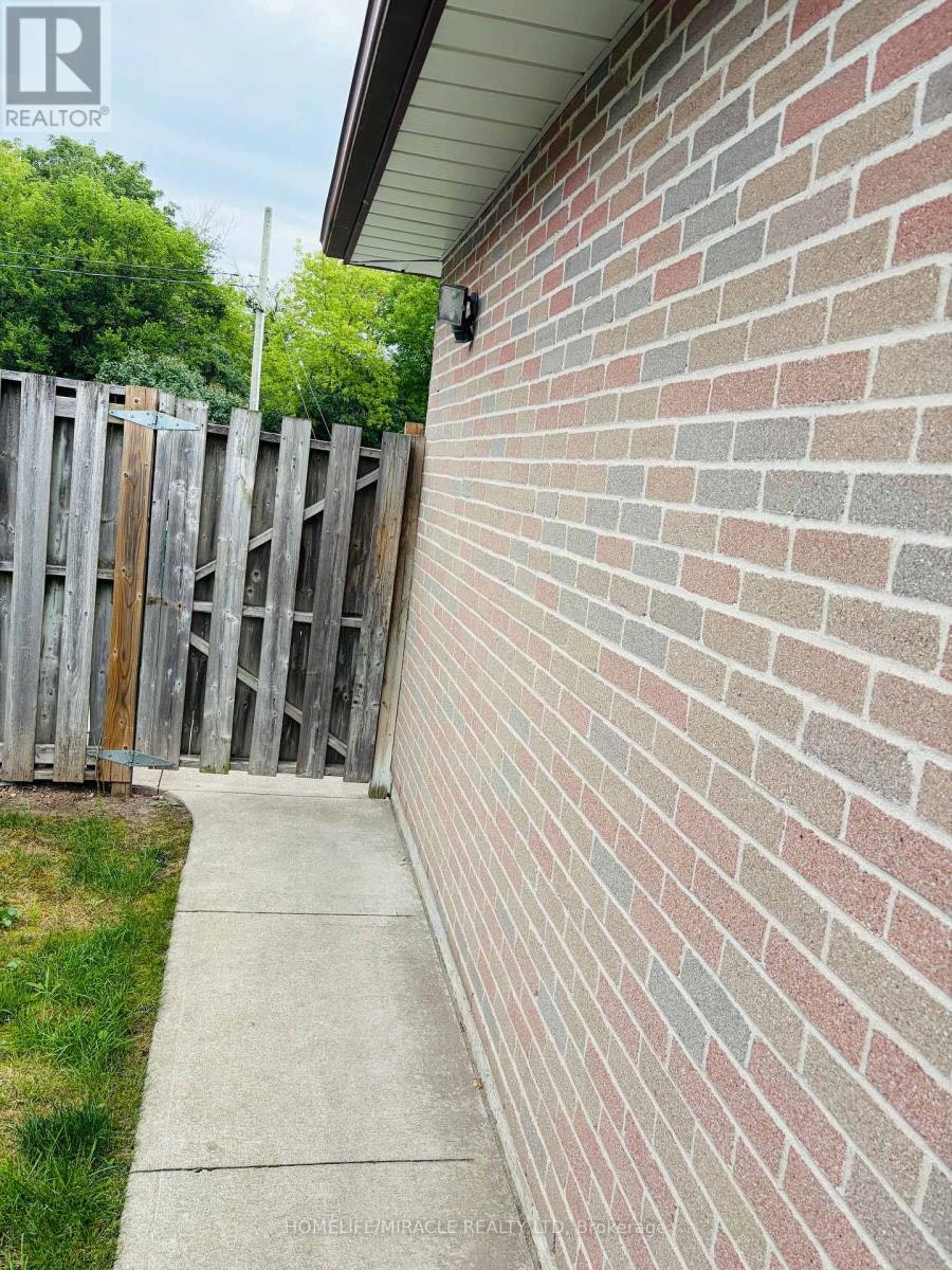 1129 Valentine Drive, Cambridge, ON, N3H 2N9 - 18
