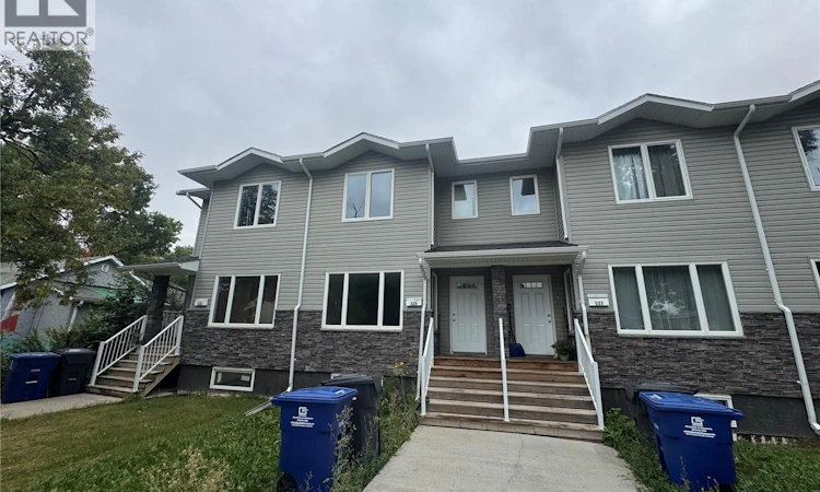 525 Alexandra Street