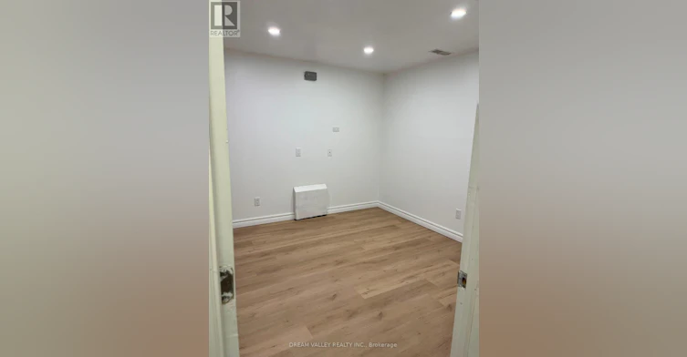 57 Grover Drive, Toronto, ON, M1C 4V8 - 2