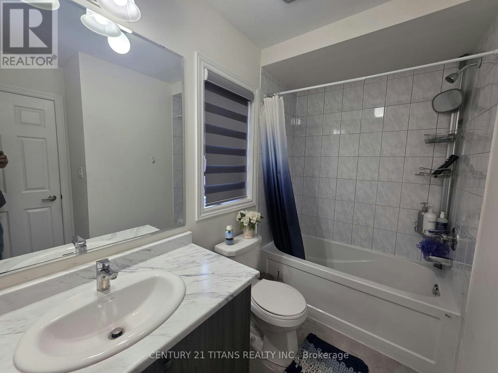 236 Fleetwood Drive, Oshawa, ON, L1K 3E7 - 48