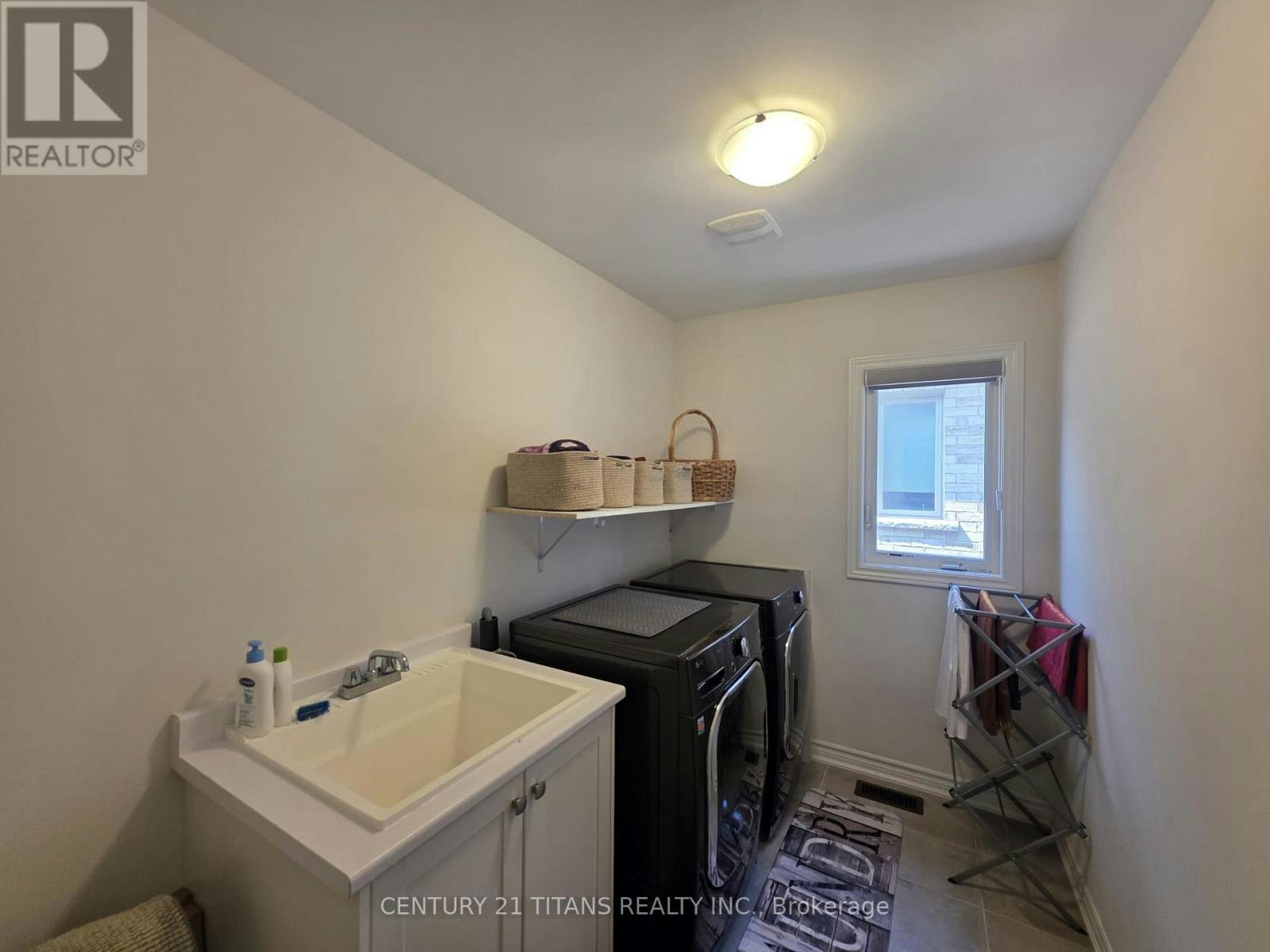 236 Fleetwood Drive, Oshawa, ON, L1K 3E7 - 42