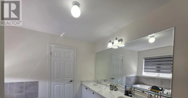 236 Fleetwood Drive, Oshawa, ON, L1K 3E7 - 38