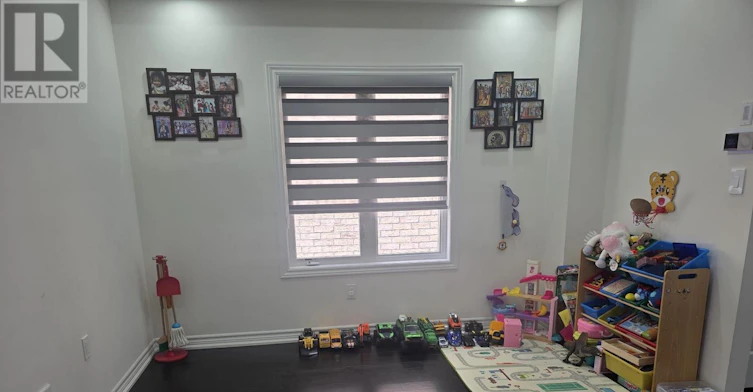 236 Fleetwood Drive, Oshawa, ON, L1K 3E7 - 8