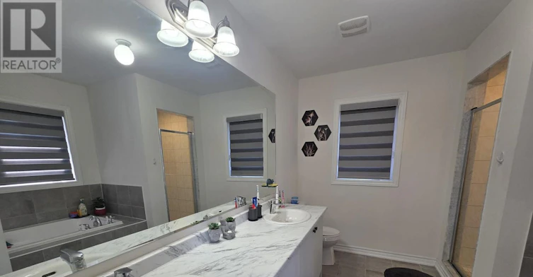 236 Fleetwood Drive, Oshawa, ON, L1K 3E7 - 35