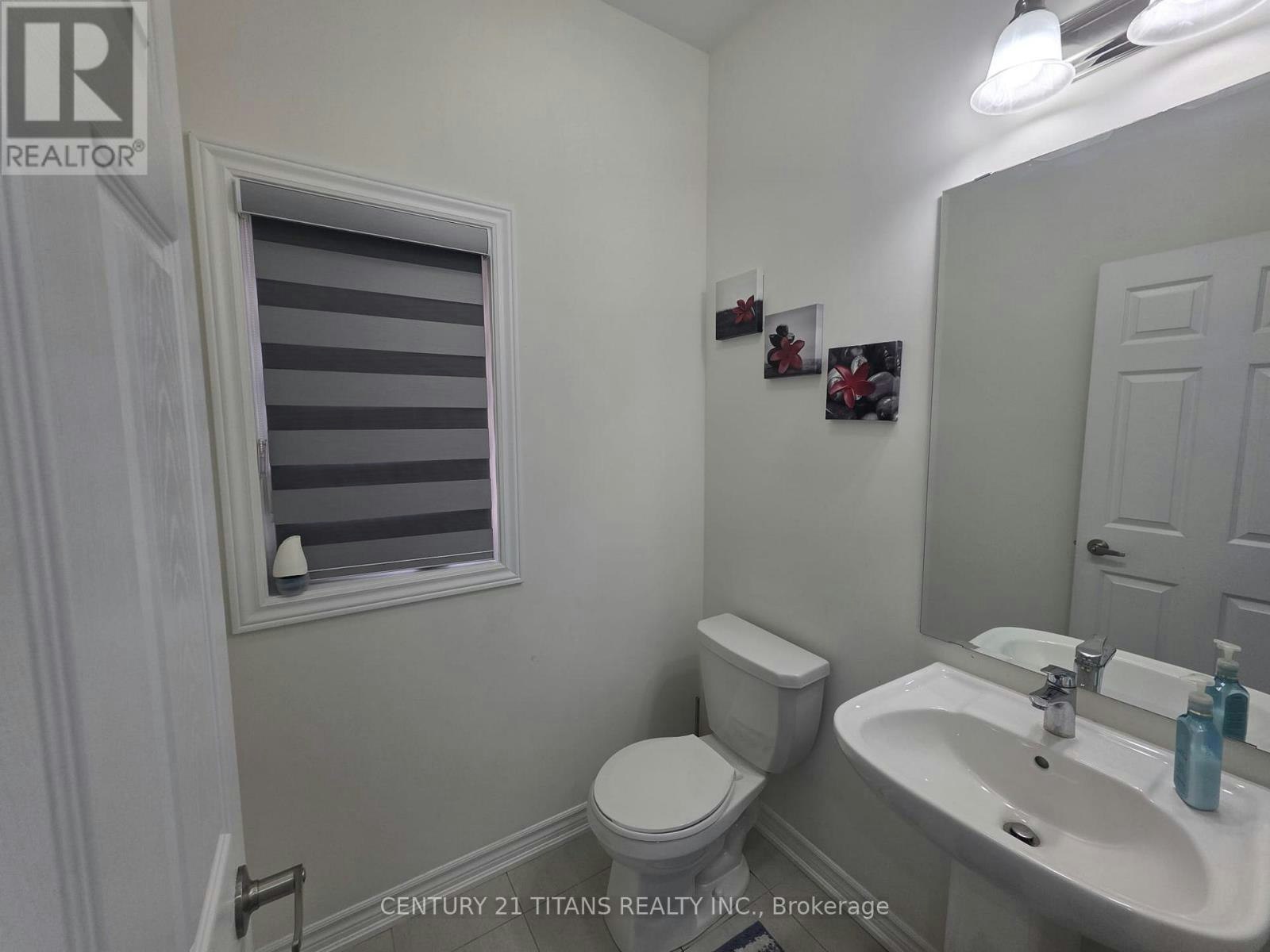 236 Fleetwood Drive, Oshawa, ON, L1K 3E7 - 5