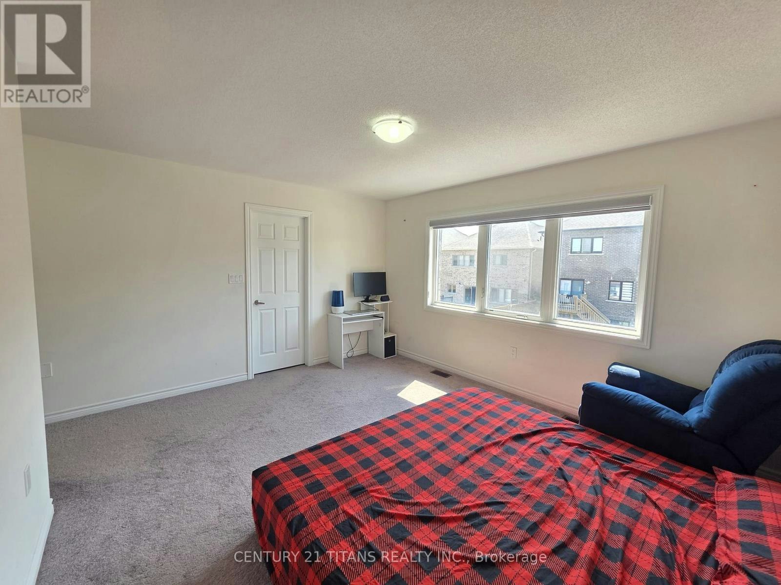 236 Fleetwood Drive, Oshawa, ON, L1K 3E7 - 33
