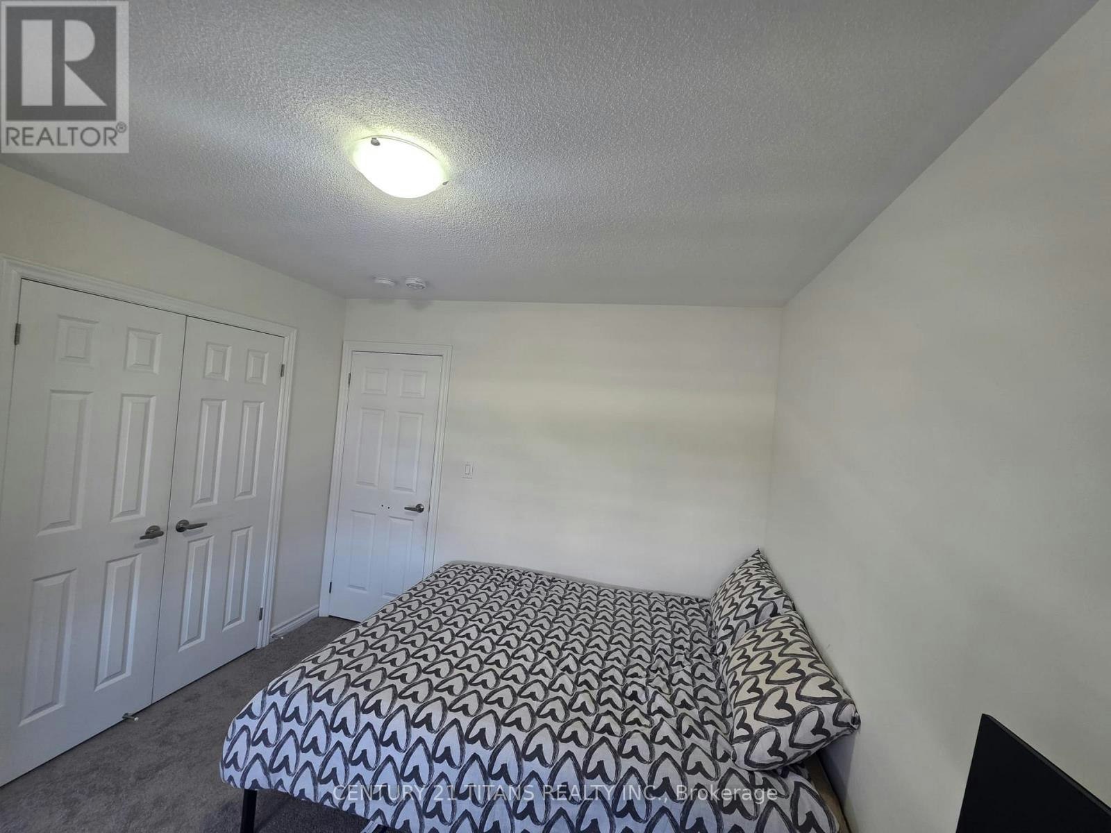 236 Fleetwood Drive, Oshawa, ON, L1K 3E7 - 25