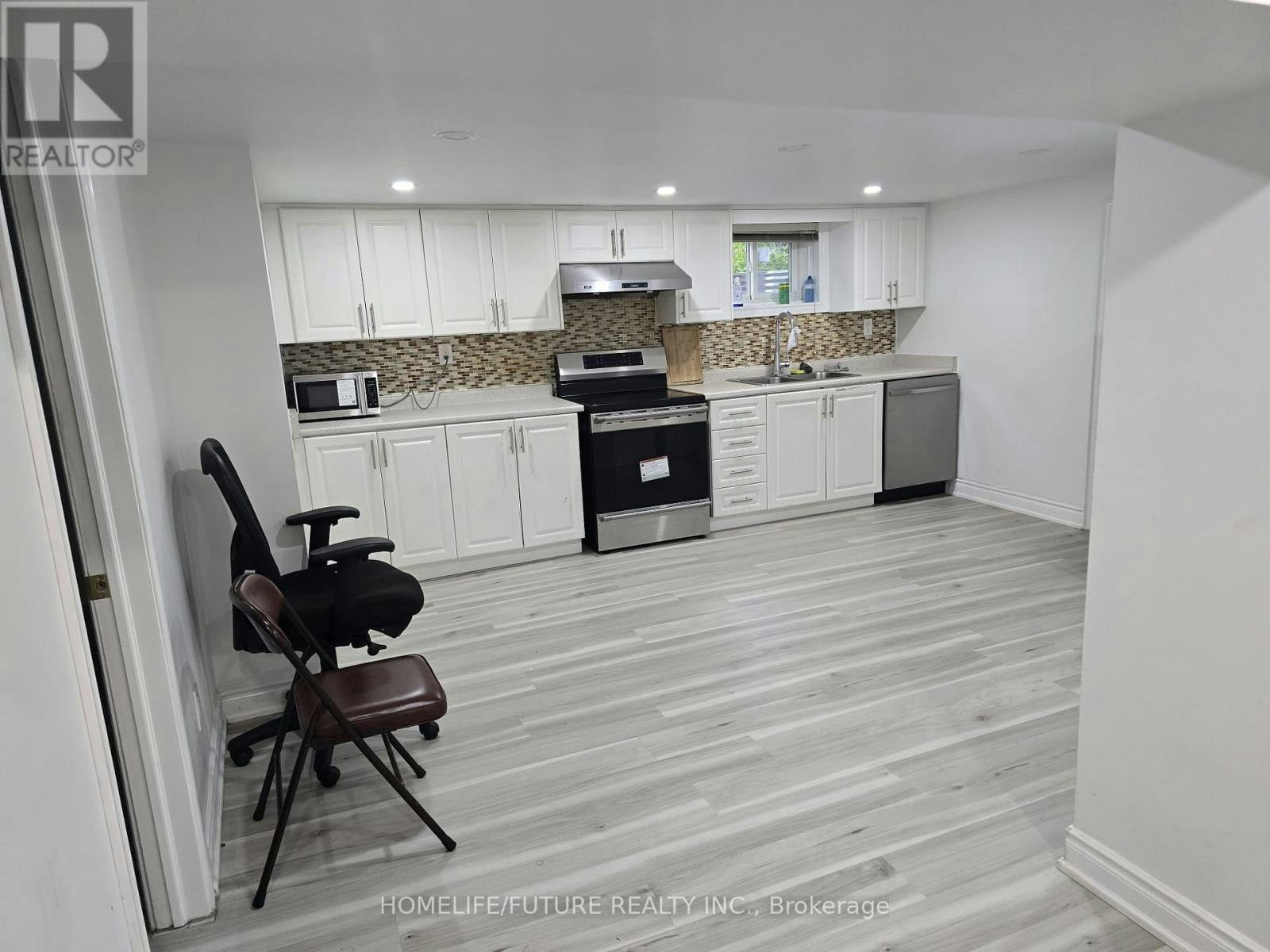 BSMT-14 Furlong Court, Toronto, ON, M1J 1Y8 - 11