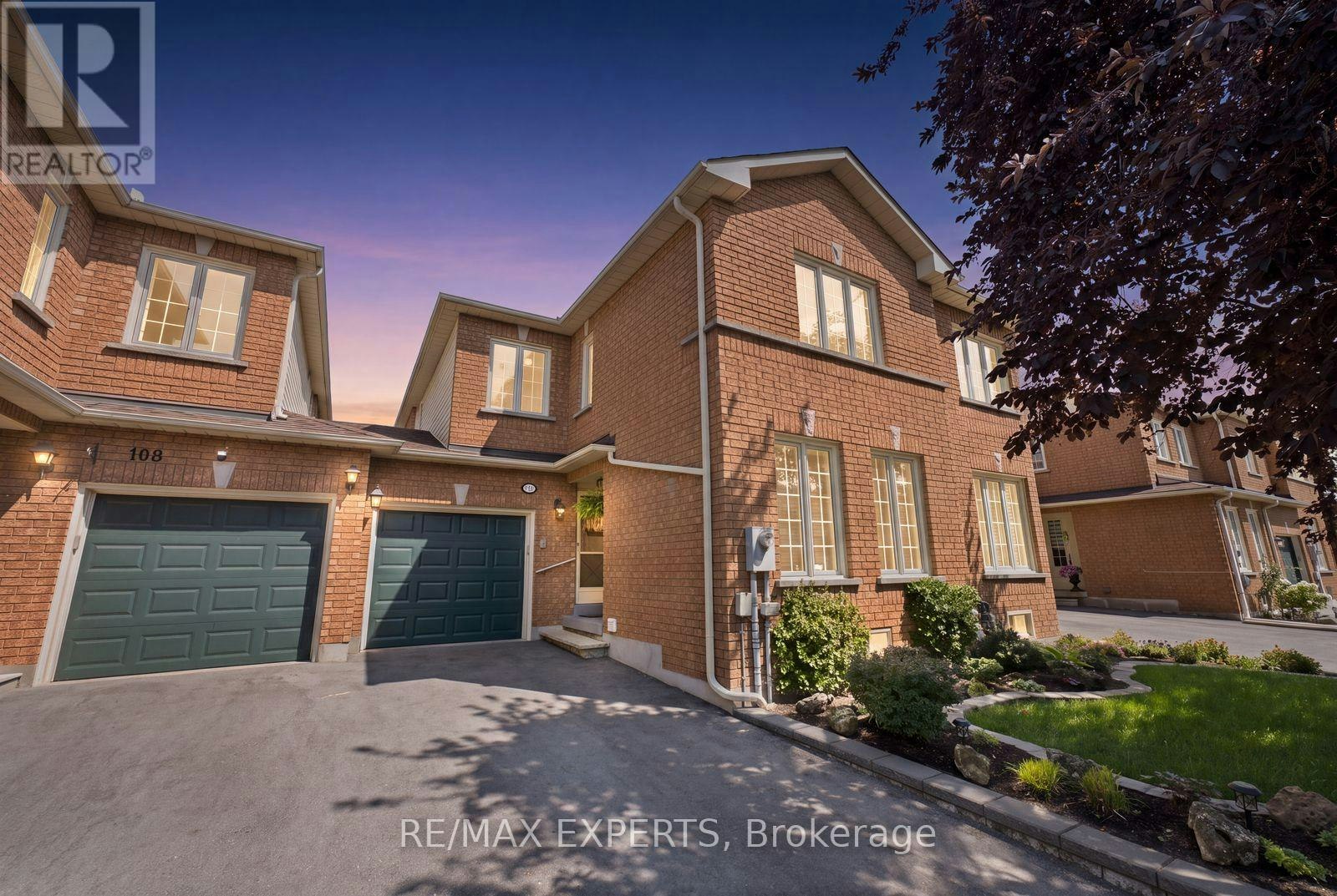 104 Pinedale Gate, Vaughan, ON, L4L 8X3
