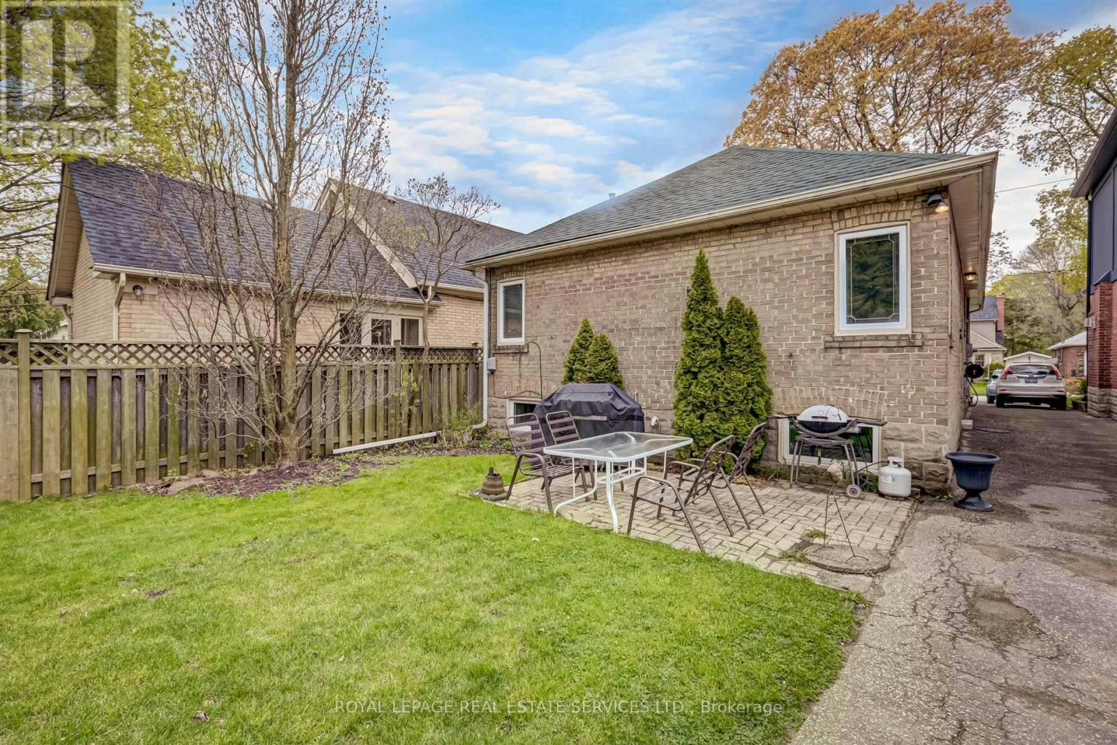 83 Brentwood Road S, Toronto, ON, M8Z 3N4 - 24