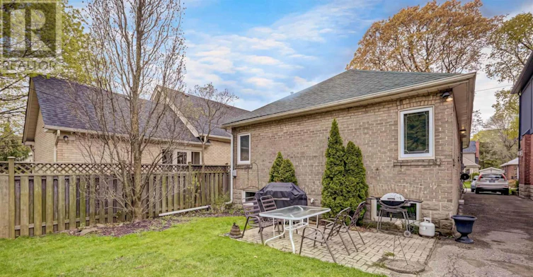83 Brentwood Road S, Toronto, ON, M8Z 3N4 - 24