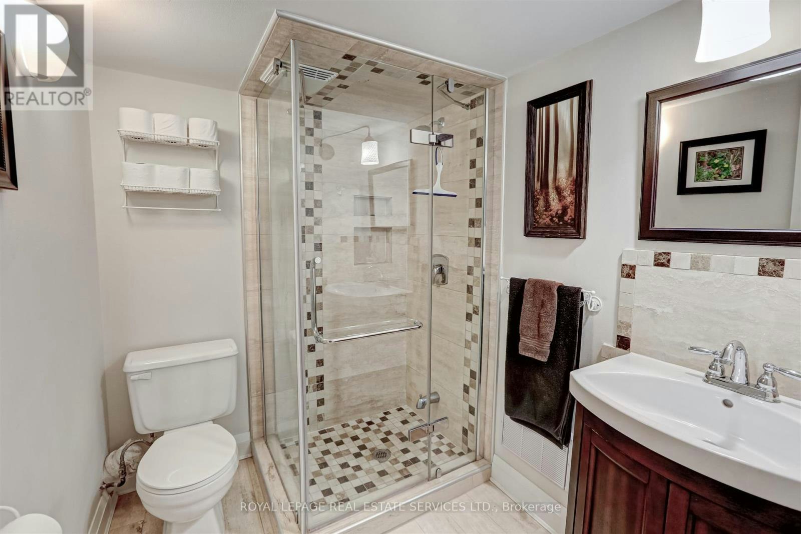 83 Brentwood Road S, Toronto, ON, M8Z 3N4 - 21