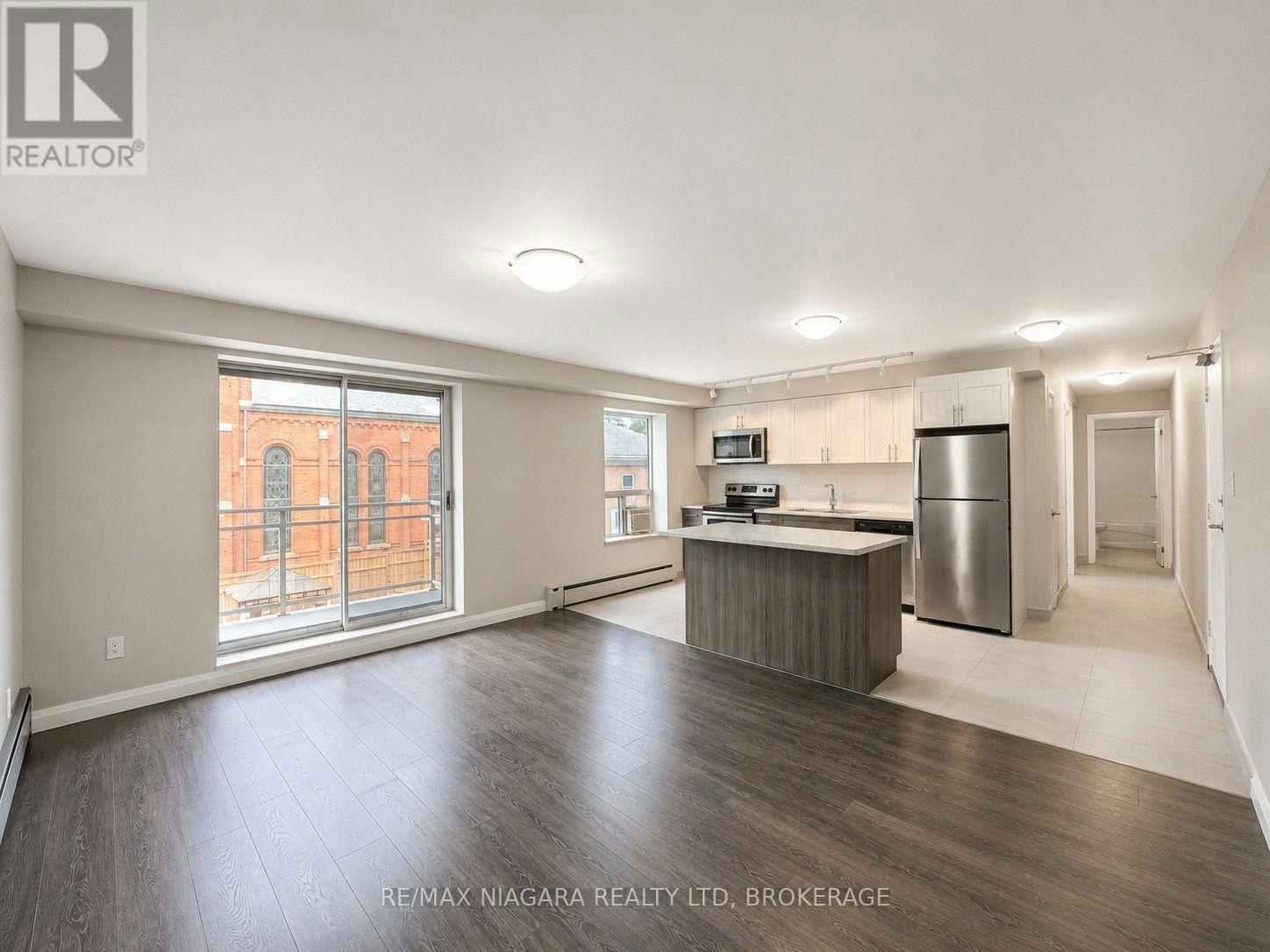 504-99 Church Street, St. Catharines, ON, L2R 3E1 - 5