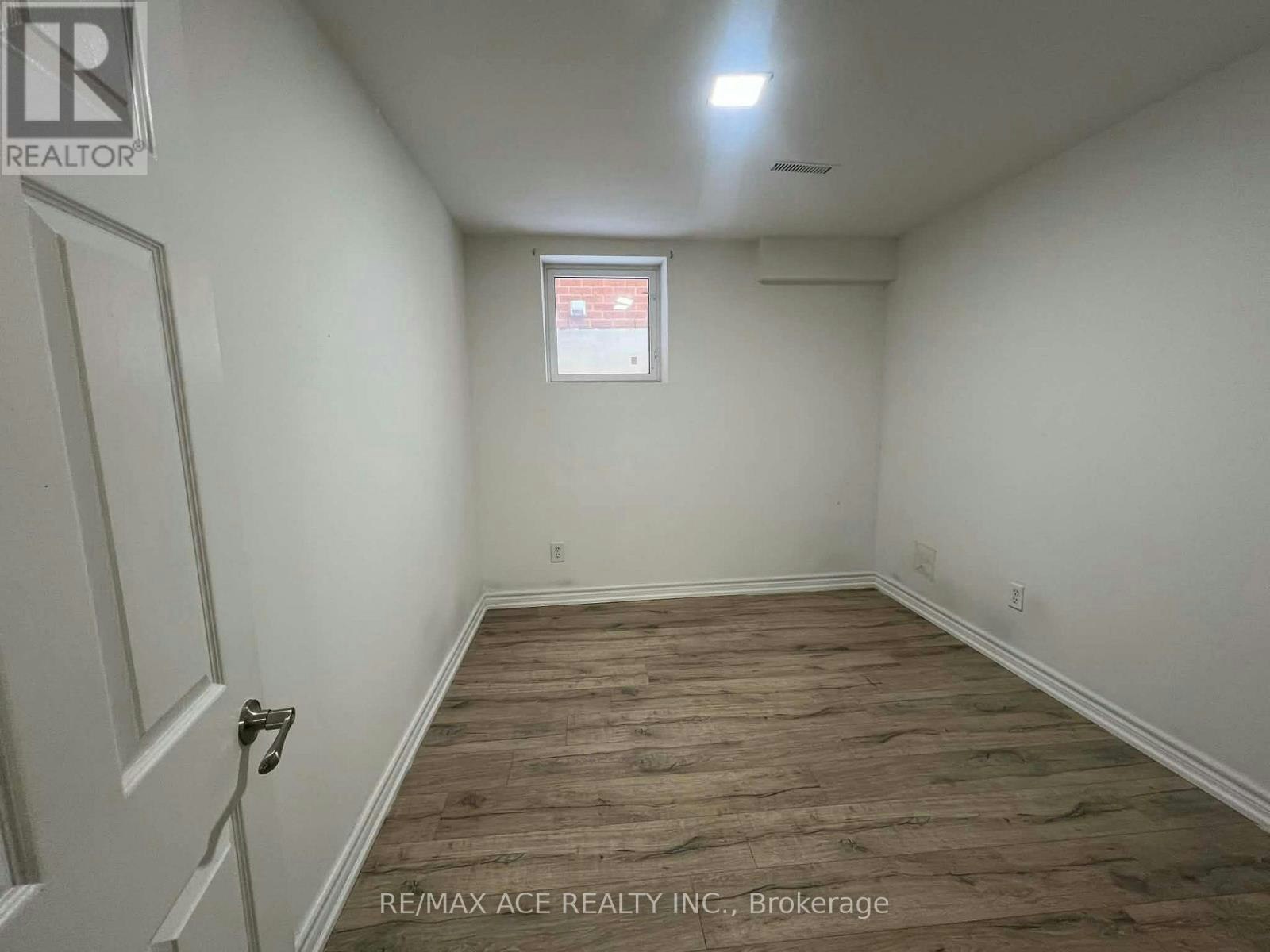 BSMT-161 Heale Avenue, Toronto, ON, M1N 3Y2 - 3
