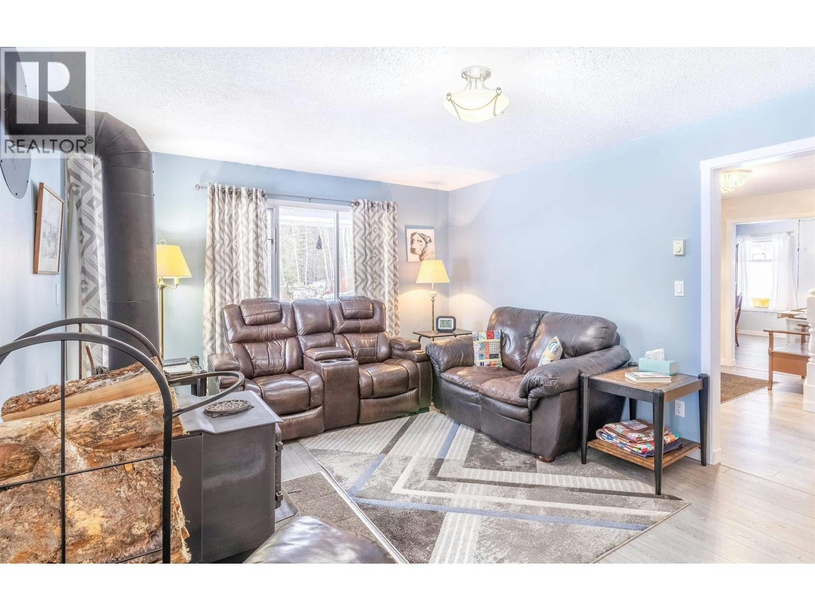 4315 Rainbow Drive - 5