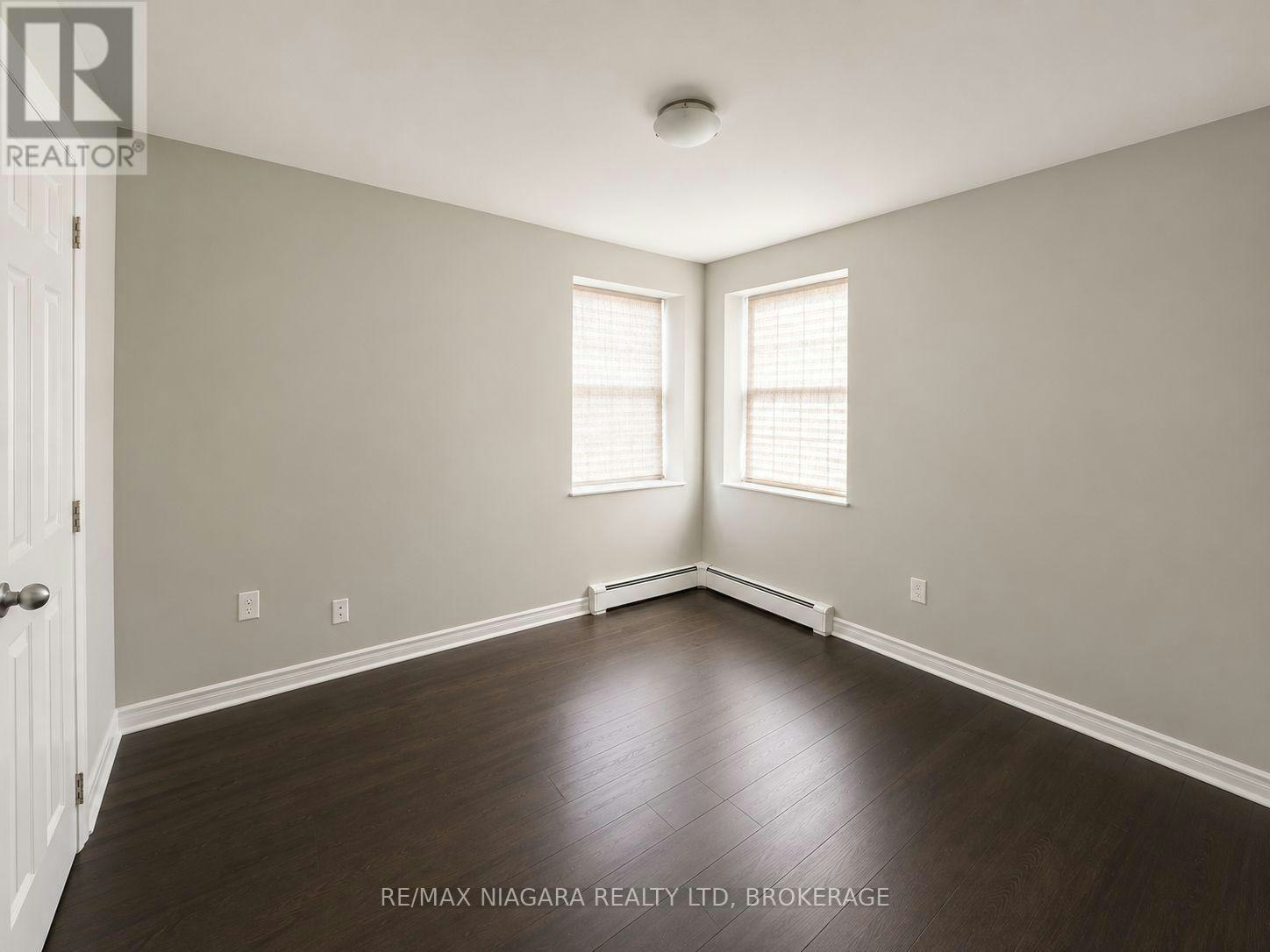 6-143 Westchester Crescent, St. Catharines, ON, L2P 2N8 - 6