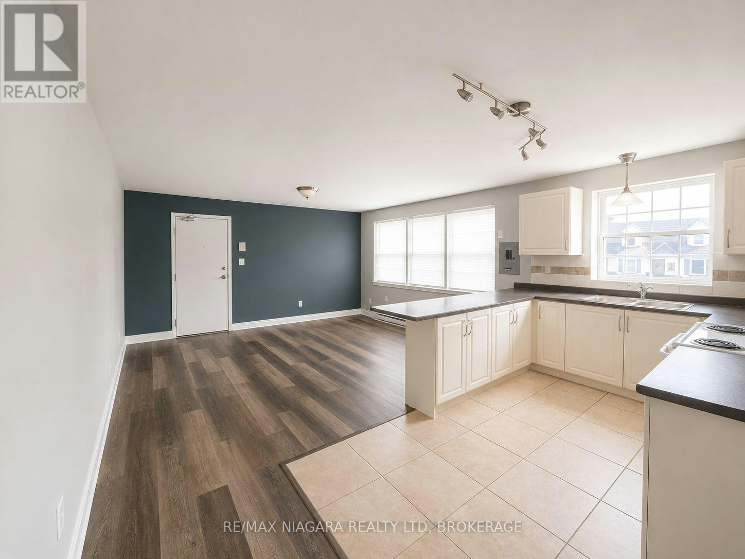 6-143 Westchester Crescent, St. Catharines, ON, L2P 2N8 - 5
