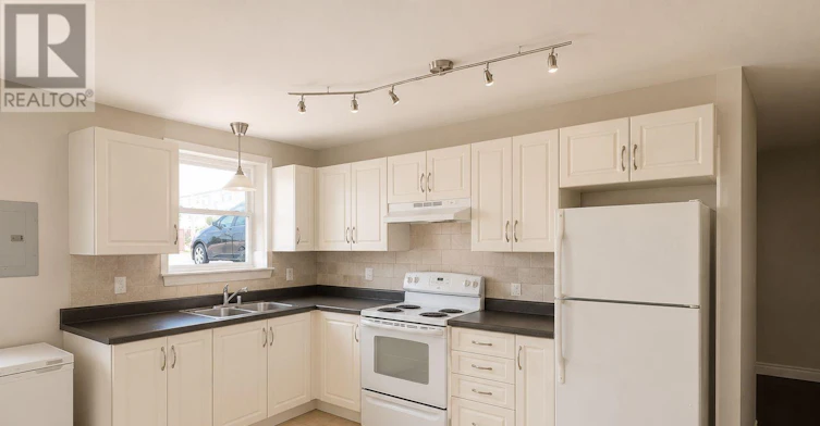 2-143 Westchester Crescent, St. Catharines, ON, L2P 2N8 - 4
