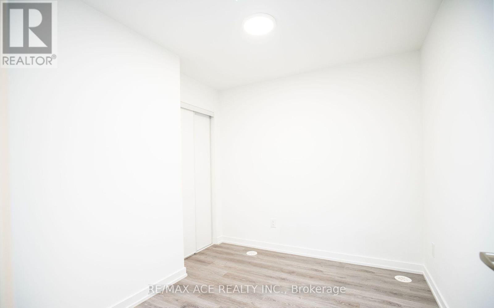105-3686 St Clair Avenue E, Toronto, ON, M1M 0E4 - 5