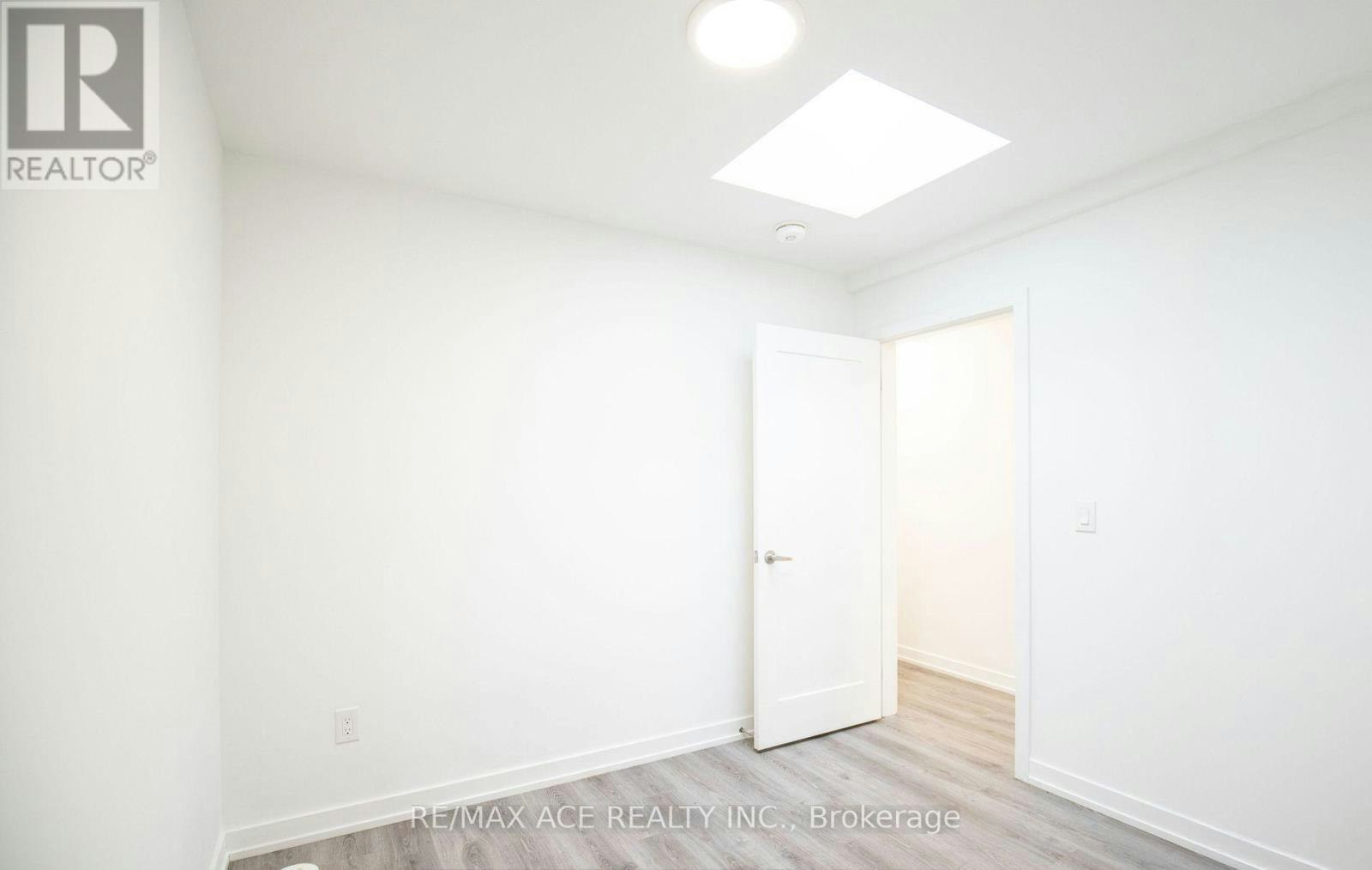 105-3686 St Clair Avenue E, Toronto, ON, M1M 0E4 - 7