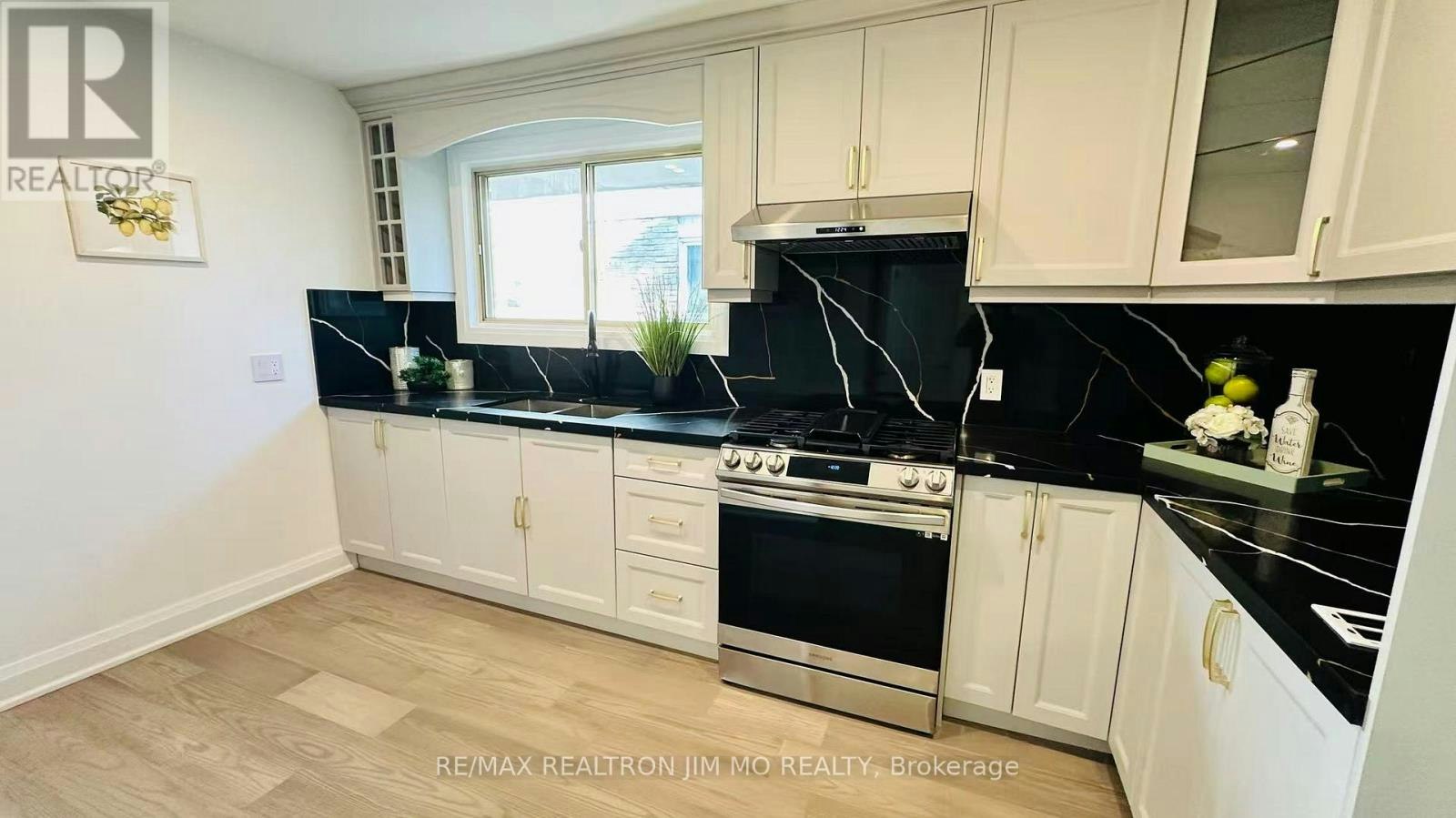 UPPER-65 Heaslip Terrace, Toronto, ON, M1T 1W8 - 2