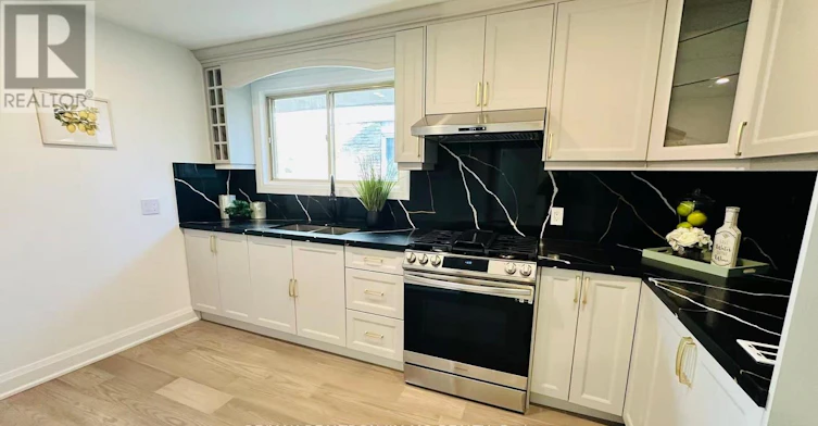 UPPER-65 Heaslip Terrace, Toronto, ON, M1T 1W8 - 2