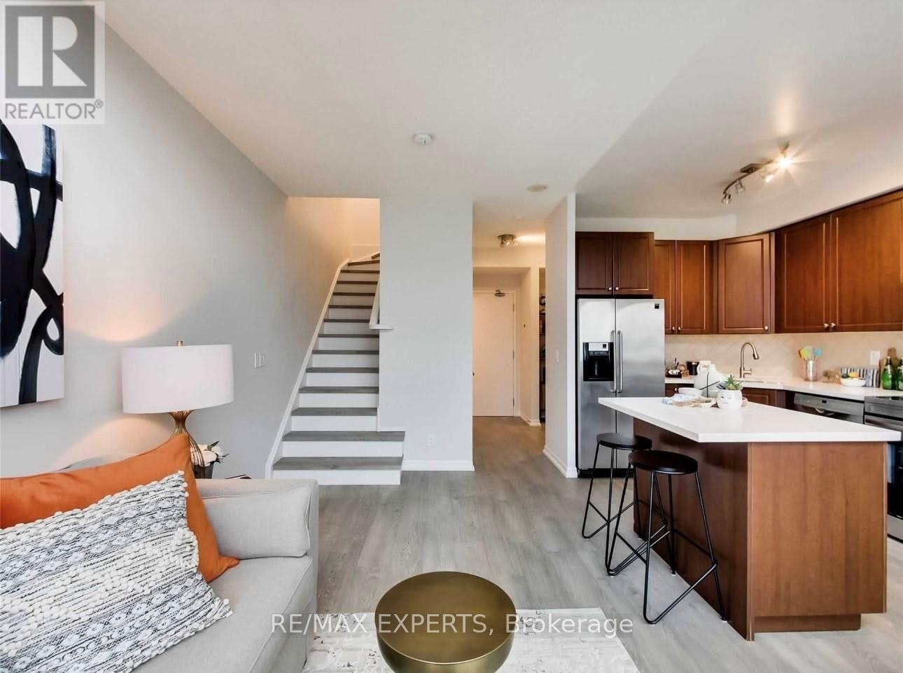 722-220 Burnhamthorpe Road W, Mississauga, ON, L5B 4N4 - 18
