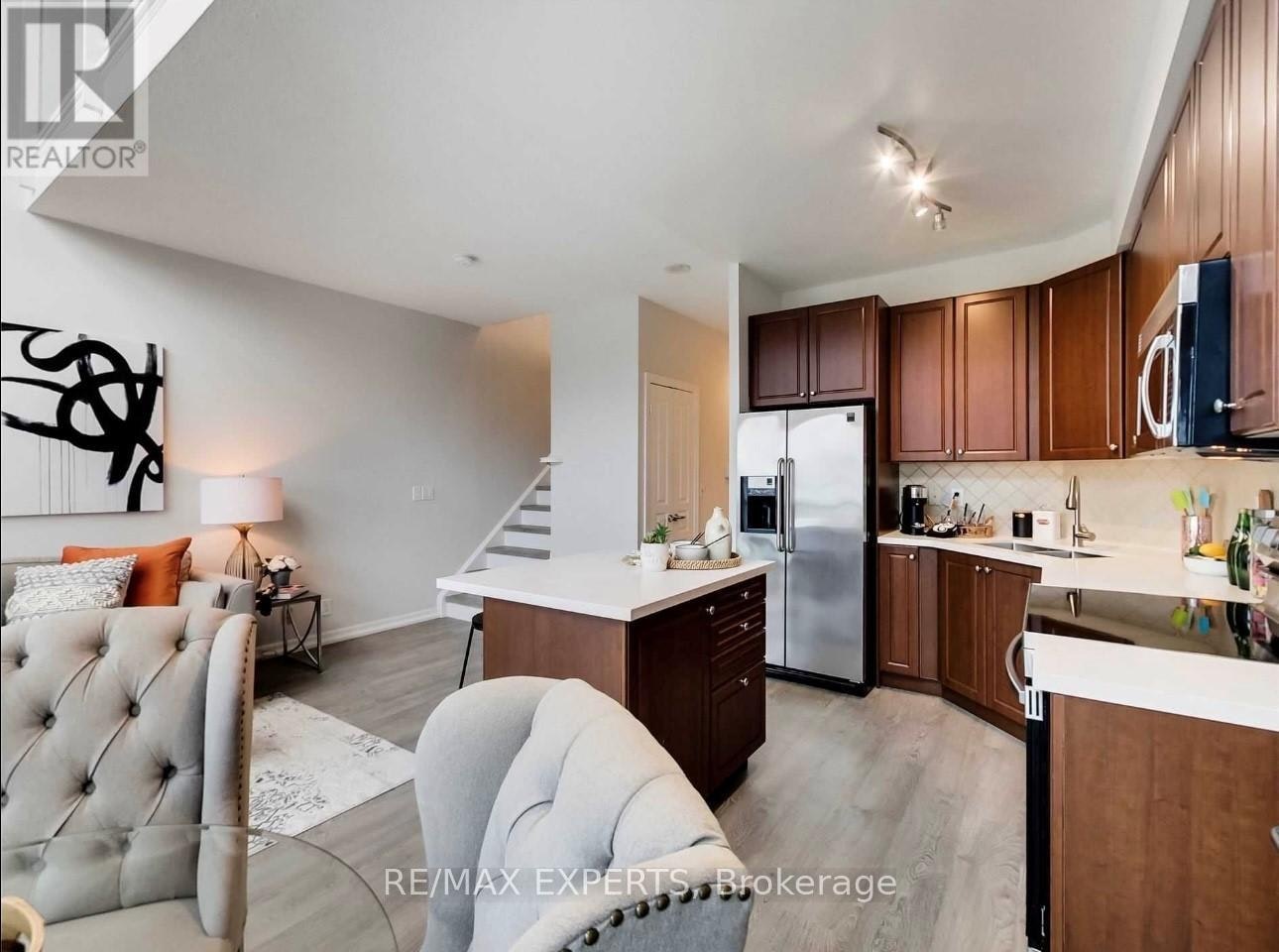 722-220 Burnhamthorpe Road W, Mississauga, ON, L5B 4N4 - 9