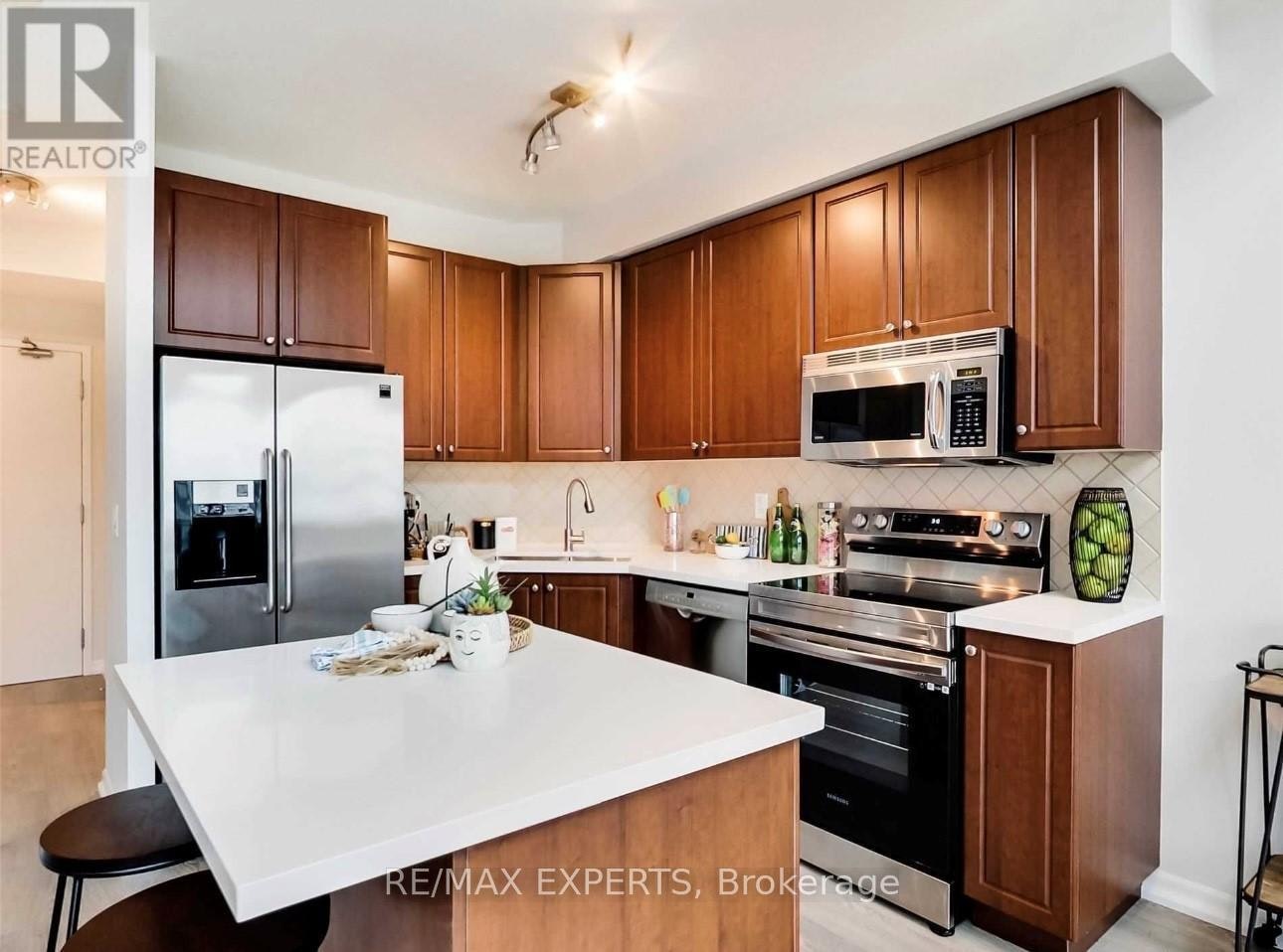 722-220 Burnhamthorpe Road W, Mississauga, ON, L5B 4N4 - 10