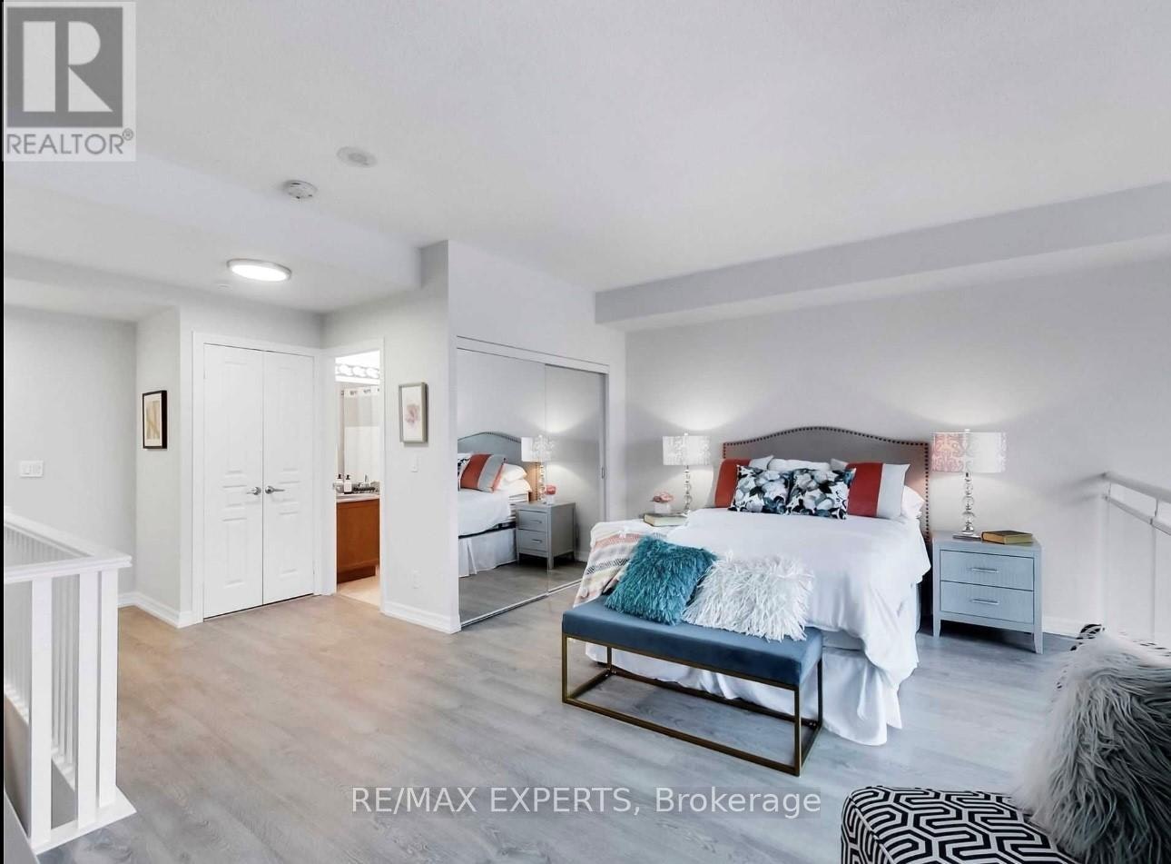 722-220 Burnhamthorpe Road W, Mississauga, ON, L5B 4N4 - 24