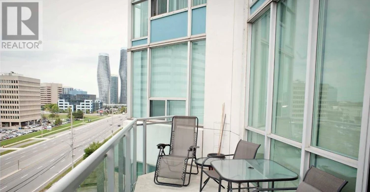 722-220 Burnhamthorpe Road W, Mississauga, ON, L5B 4N4 - 38
