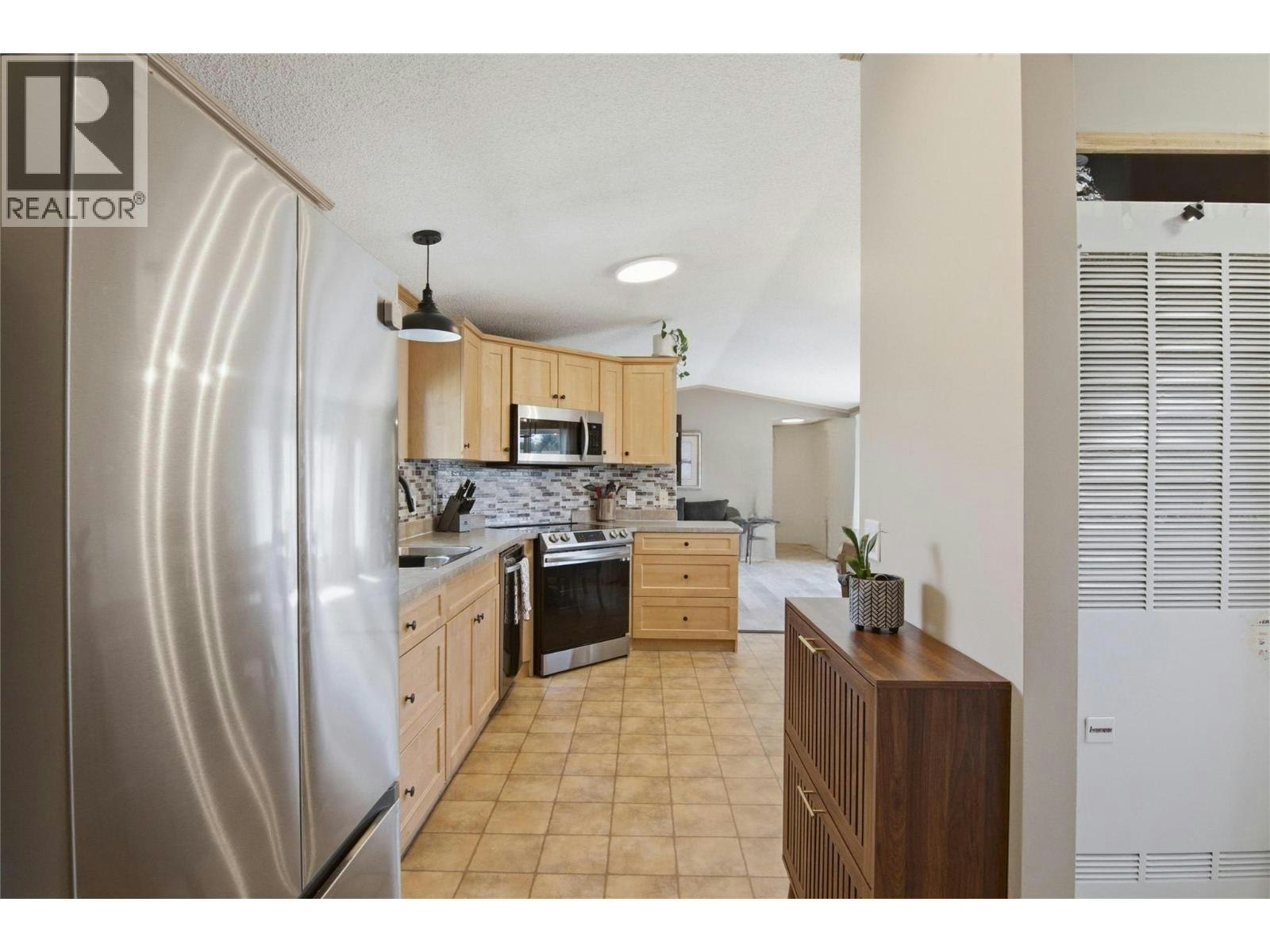 8-2815 Princeton Kamloops Highway, Kamloops, BC, V0E 2A0 - 7