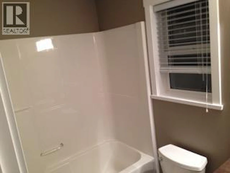 1887 Grouse Court, Kamloops, BC, V2B 8S9 - 13