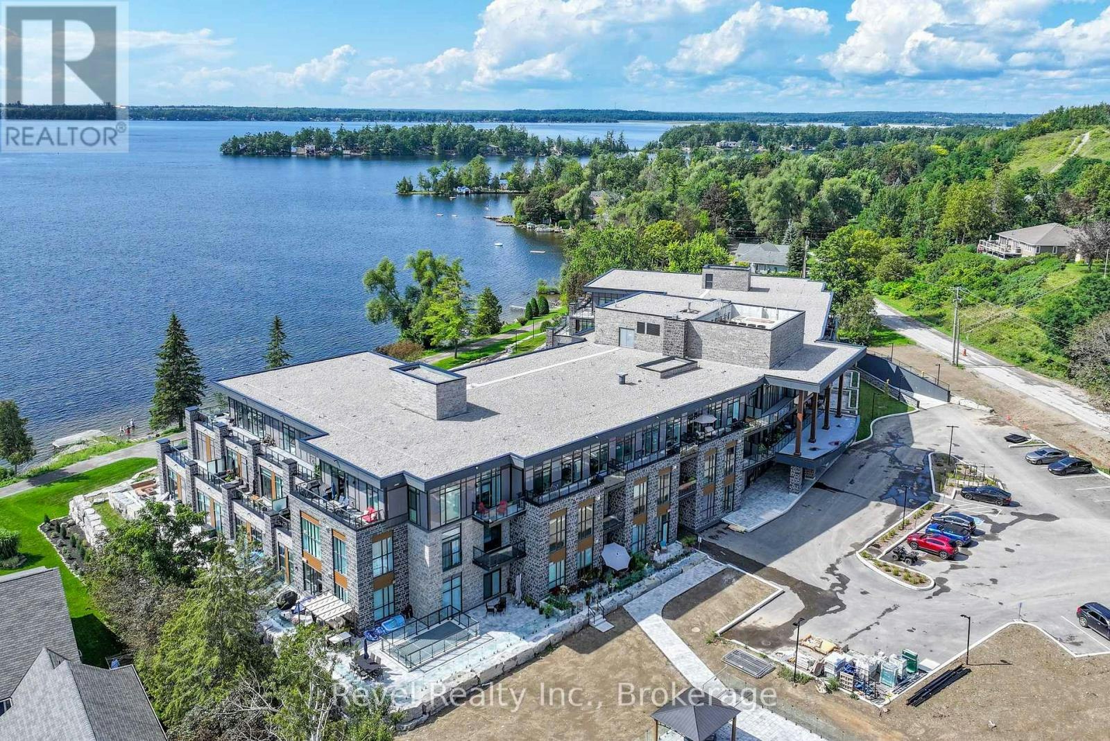 221-99 Louisa Street, Kawartha Lakes, ON, K0M 1N0