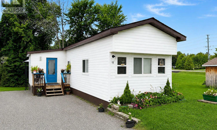 9 Echo Drive