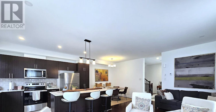 332 Makobe Lane, Ottawa, ON, K4M 0M1 - 11