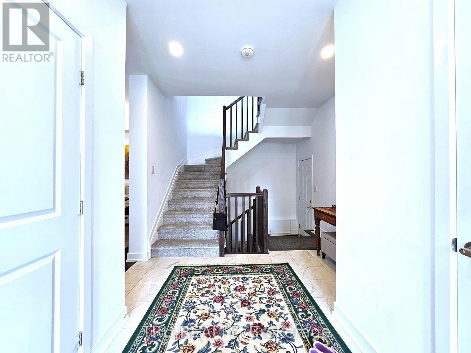 332 Makobe Lane, Ottawa, ON, K4M 0M1 - 6