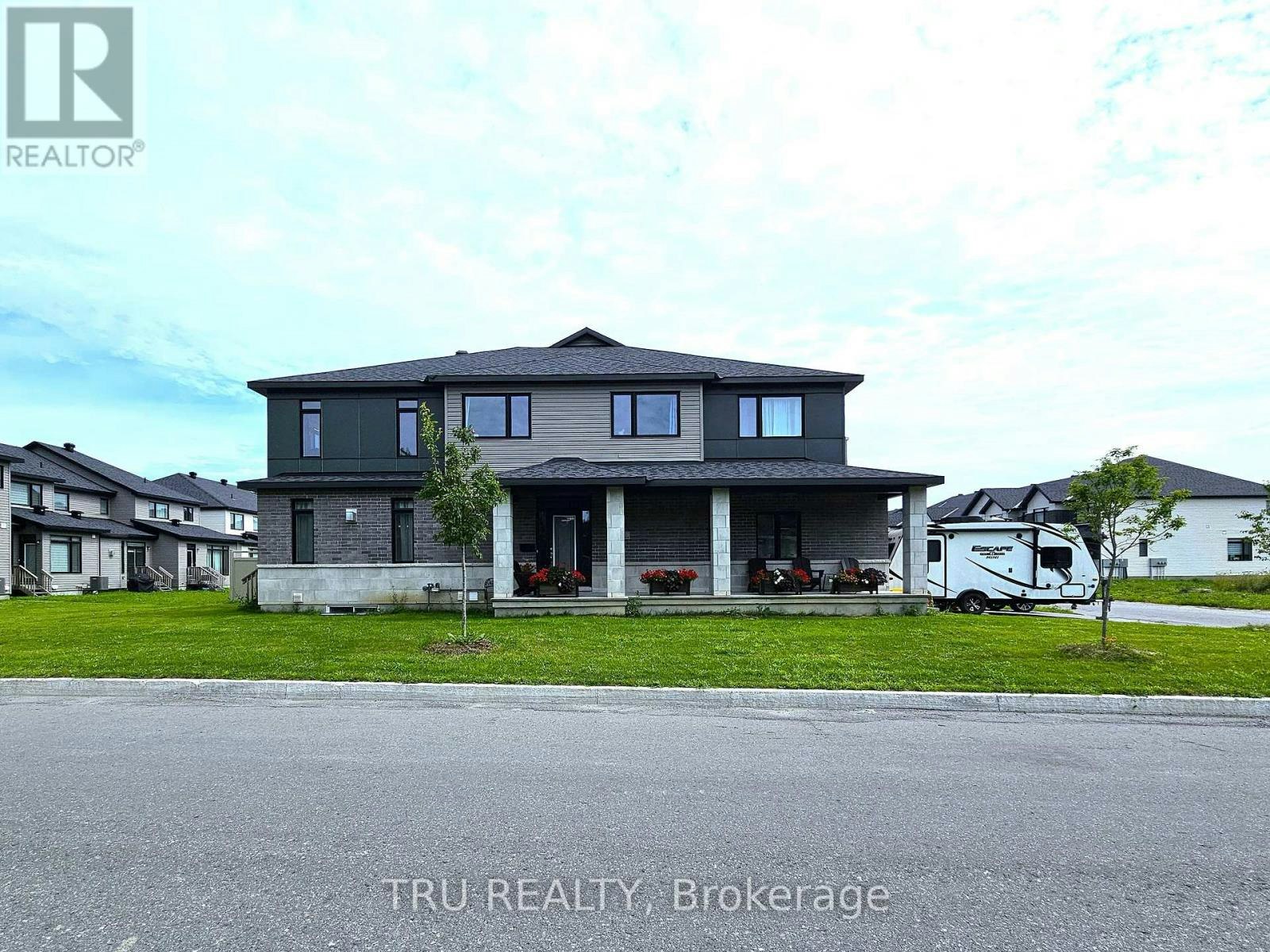 332 Makobe Lane, Ottawa, ON, K4M 0M1 - 32